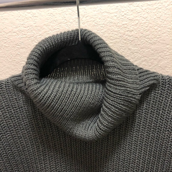 NWT Missguided crop sweater - Picture 3 of 6